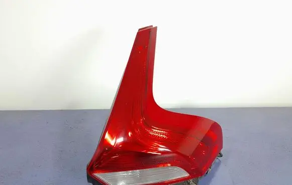 Volvo V40 Rear/tail lights 31395845