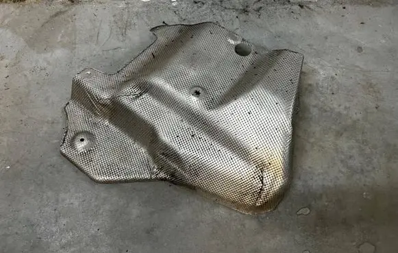 Ford Explorer VI Exhaust heat shield L1MBS112B29AG