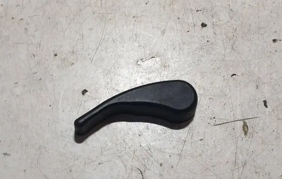 Renault Captur Rear door lock loop/hook striker PBT30