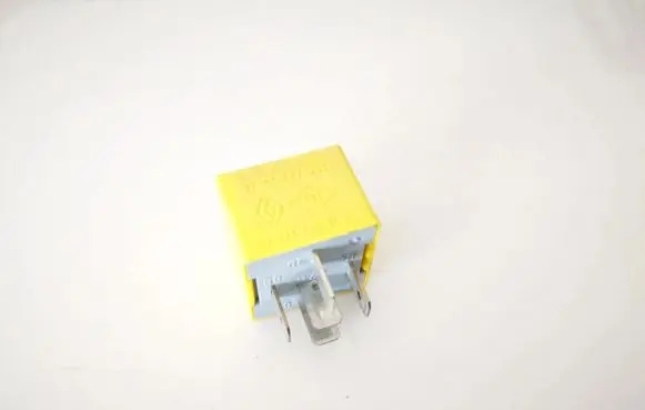 Renault Laguna II Other relay 7700844253