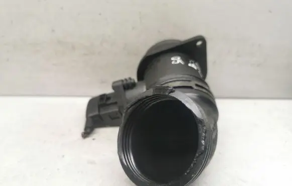 Audi A3 S3 A3 Sportback 8P Mass air flow meter VCD446148