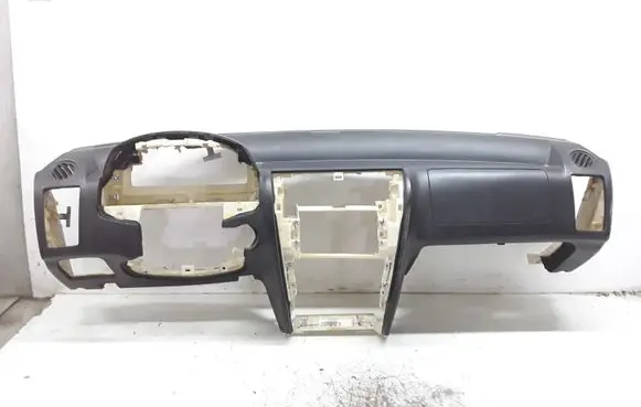 Hyundai Terracan Dashboard