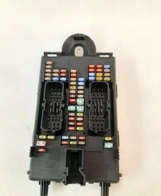 Volvo S90, V90 Fuse module 31346672