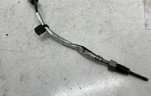 Land Rover Range Rover Sport L494 Exhaust gas temperature sensor FW9312B591