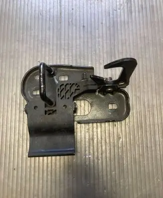 Volkswagen PASSAT CC Engine bonnet/hood lock/latch loop/hook 3C8823480A