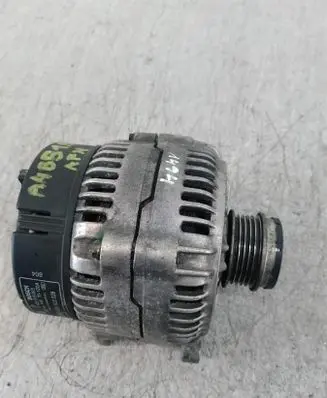 Audi A4 S4 B5 8D Generator/alternator