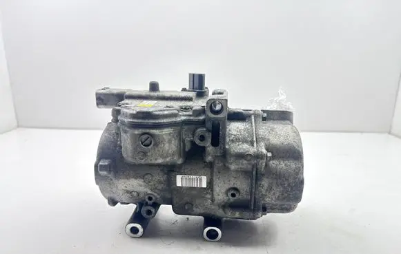 Toyota Prius+ (ZVW40) Air conditioning (A/C) compressor (pump) ES27C P08154 042200