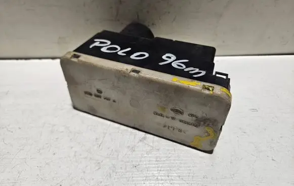 Volkswagen Polo III 6N 6N2 6NF Central locking vacuum pump 6N0962257A