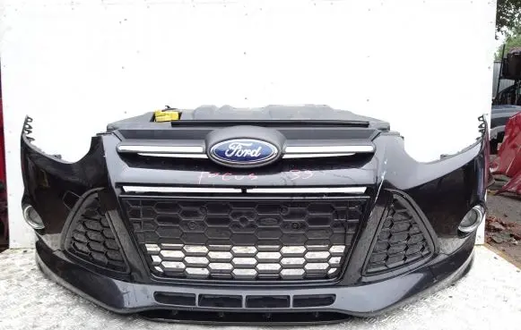 Ford Focus Front bumper