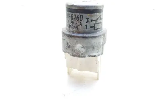 Subaru Forester SF Hazard warning light relay 0567005260