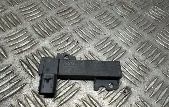 Volvo V60 Aerial antenna amplifier 8M5T15K603KA