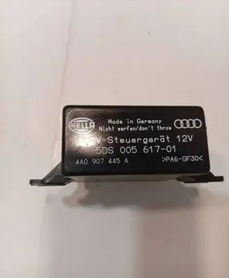Audi A6 S6 C5 4B Wing mirror control module 4A0907445A 5DS00561701