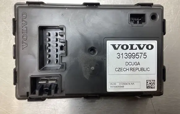 Volvo V70 Tow bar trailer control unit/module 31399575 31350474AA 1614400548