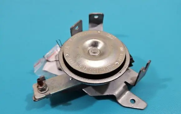 Jaguar XE Horn signal BJ3213832BB IMPRK1453865