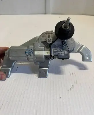 Suzuki SX4 S-Cross Rear window wiper motor
