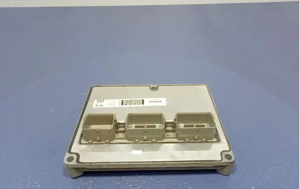 Volvo C30 Engine control unit/module ECU 30743371