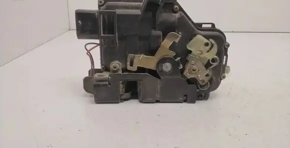Audi A6 S6 C5 4B Front door lock PA6630F