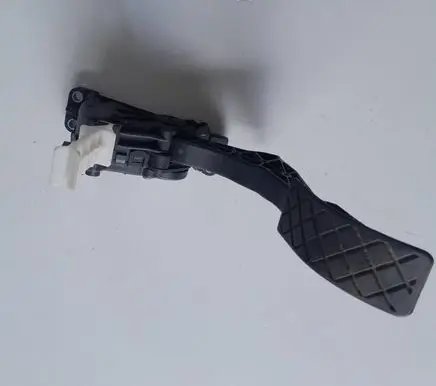 Skoda Octavia Mk1 (1U) Accelerator throttle pedal 6PV00849501
