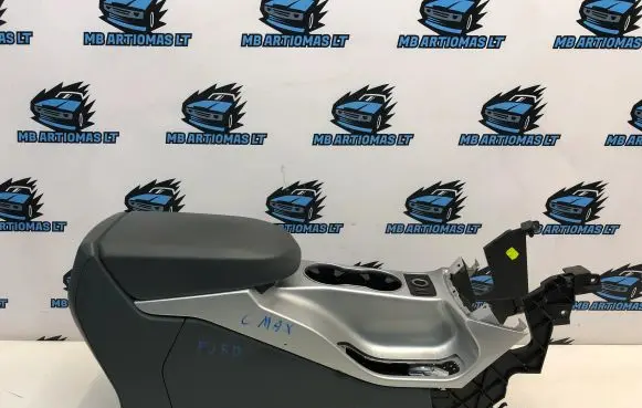 Ford Grand C-MAX Center console