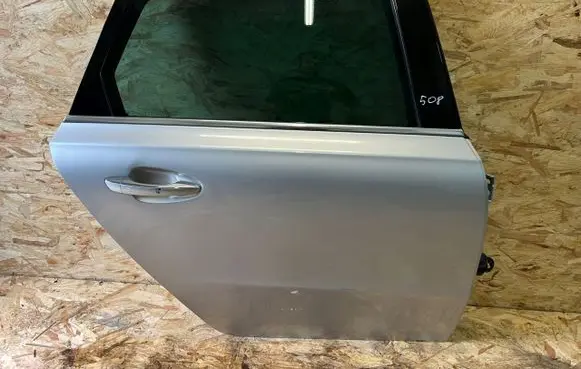 Peugeot 508 Rear door 