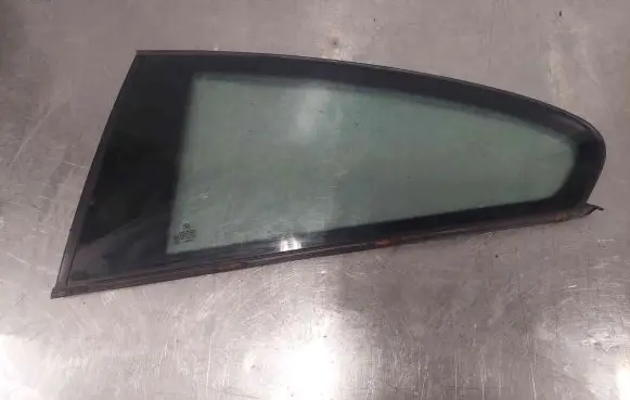 BMW 6 E63 E64 Rear side window 43R00022