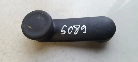Opel Zafira A Front door window winding handle 90247150 90224834