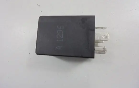 Audi A6 S6 C4 4A Other relay 431955531