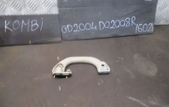 Skoda Octavia Mk2 (1Z) Engine bonnet (hood) release handle 
