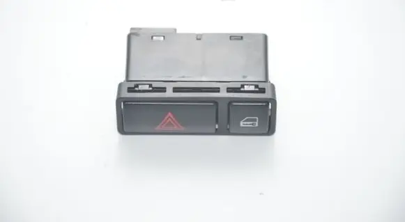 BMW X5 E53 Hazard light switch 8368920