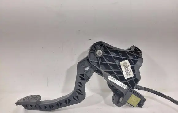 Skoda Octavia Mk2 (1Z) Clutch pedal 1K1721059CH