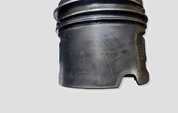 BMW 1 F20 F21 Piston N47