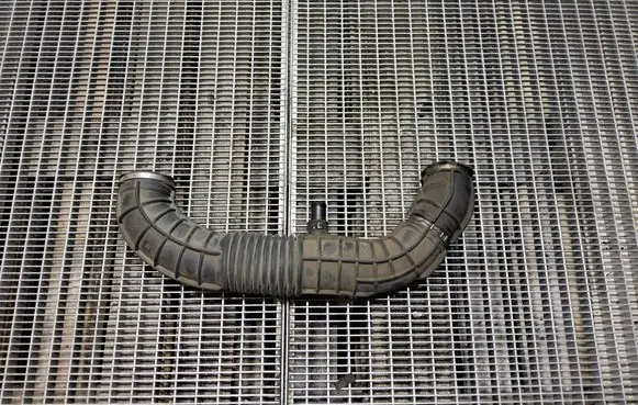 Ford Transit Custom Turbo air intake inlet pipe/hose CC119C623CG