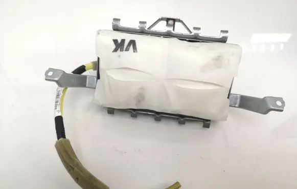 Toyota Verso Passenger airbag 739700F030 8214002