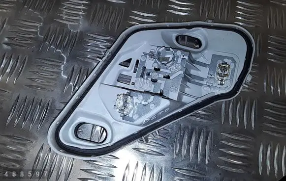 Opel Meriva B Tail light bulb cover holder