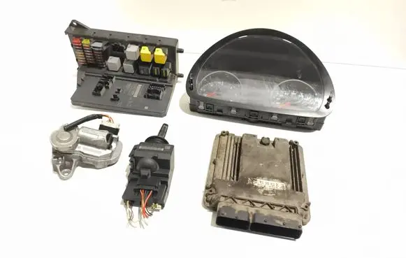 Volkswagen Crafter Engine ECU kit and lock set 03L906012BL A0009002101