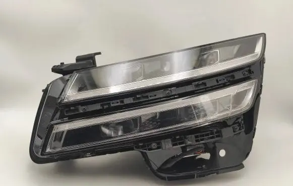 Genesis G80 Headlight/headlamp 92101T1100 L009CJ41BFZ LMLR63