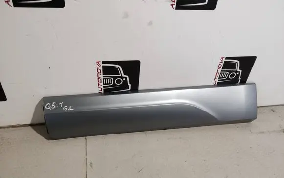 Audi Q5 SQ5 8R Rear door trim (molding) 8R0853969E 8R0853969D