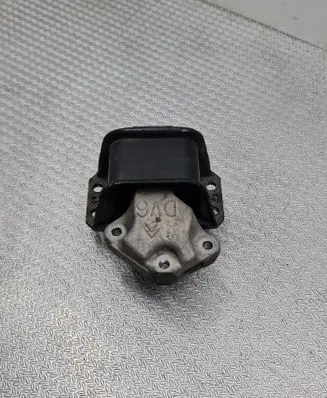 Citroen C4 I Engine mount bracket 9636270080 9636845880 9636583980
