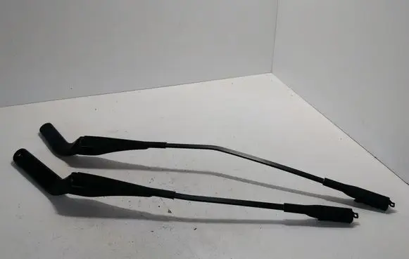 BMW X1 E84 Front wiper blade arm 61299002901 61299002801