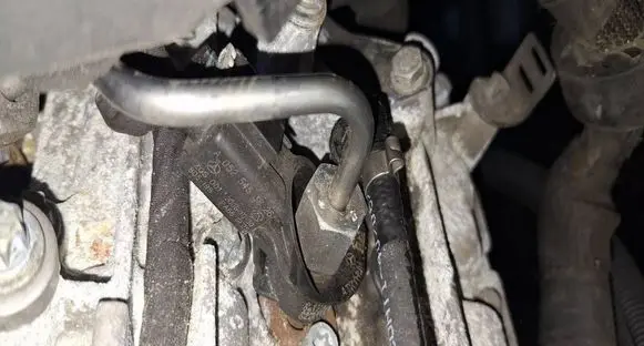 Jeep Grand Cherokee (WK) Fuel injector 0445115027