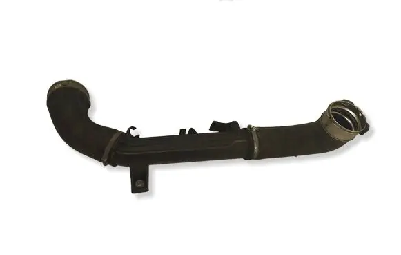 Volvo XC40 Intercooler hose/pipe 32222150