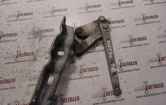 Mercedes-Benz CLK A209 C209 Engine bonnet/hood hinges A2038800428