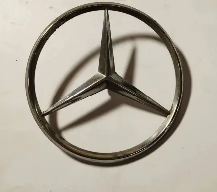 Mercedes-Benz 380 560SEC C126 Manufacturer badge logo/emblem 1267580058
