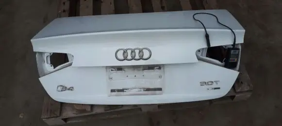 Audi A4 S4 B8 8K Tailgate/trunk/boot lid