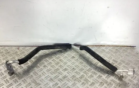 Lexus CT 200H Air conditioning (A/C) pipe/hose