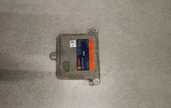 Tesla Model S Headlight ballast module Xenon A70525700DG 00033413