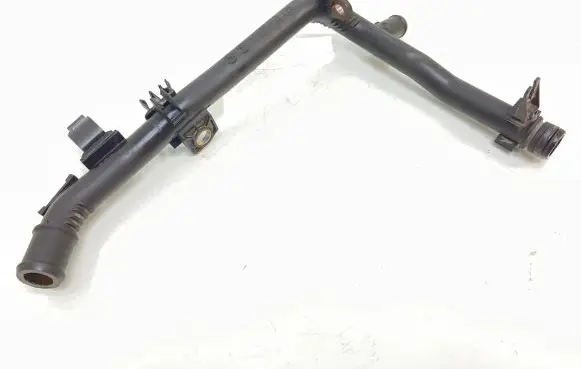 Volkswagen PASSAT B7 Engine coolant pipe/hose 03L121065AJ