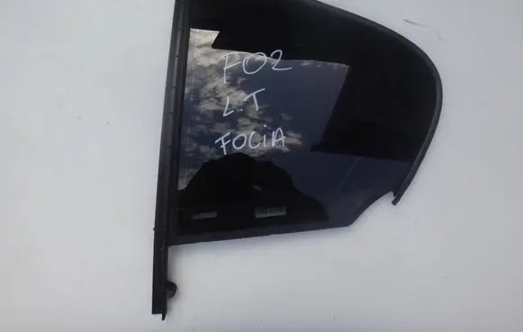 BMW 7 F01 F02 F03 F04 Rear door window glass