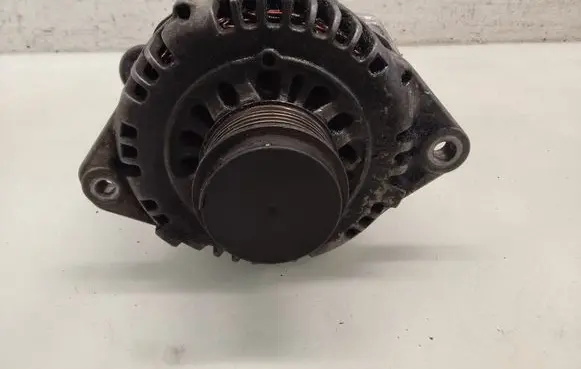 Opel Astra G Generator/alternator 897551981
