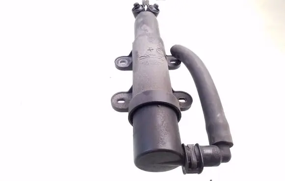 Skoda Superb B5 (3U) Headlight washer spray nozzle